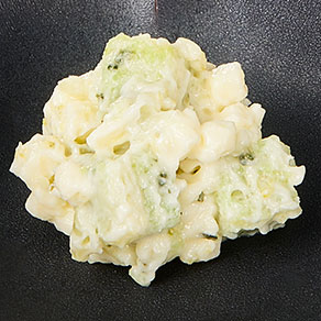 魚卵とブロッコリーのマヨネーズ風