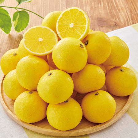 黄金柑２.２キロ　２０２６年３月中旬頃ー４月中旬頃お届け