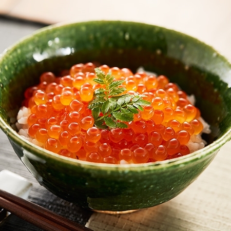 【お歳暮ギフト】いくら醤油漬け８０Ｇ×２本（瓶詰）