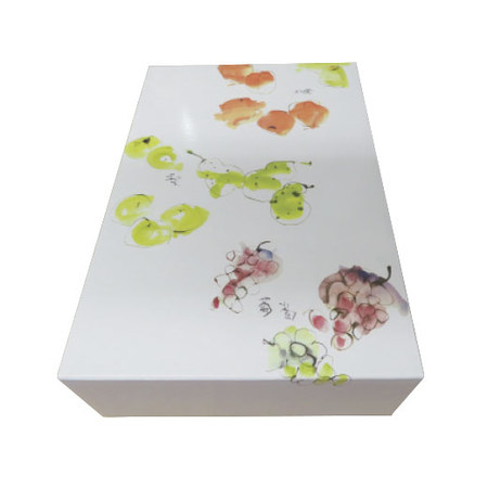 山形県産のおいしい黄色い桃