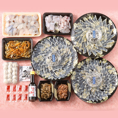 とらふぐ刺身盛りとふぐちり豪華セット　１２月２６日―３０日お届け