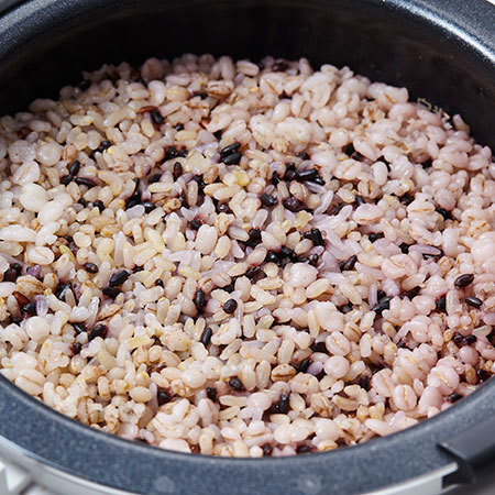 純国内産雑穀　彩優美６００ｇ